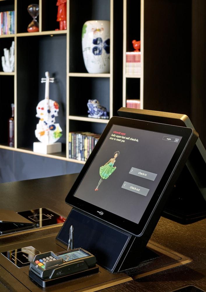 citizenM Glasgow Esterno foto